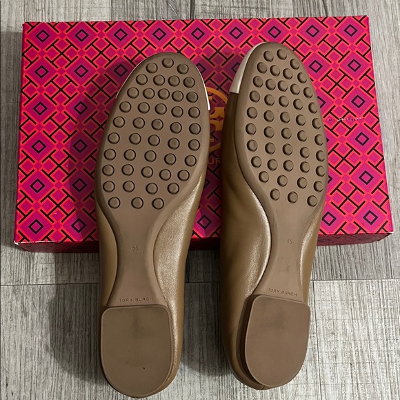 Tory Burch Tan Flats with Silver Logo - Picture 4 of 7